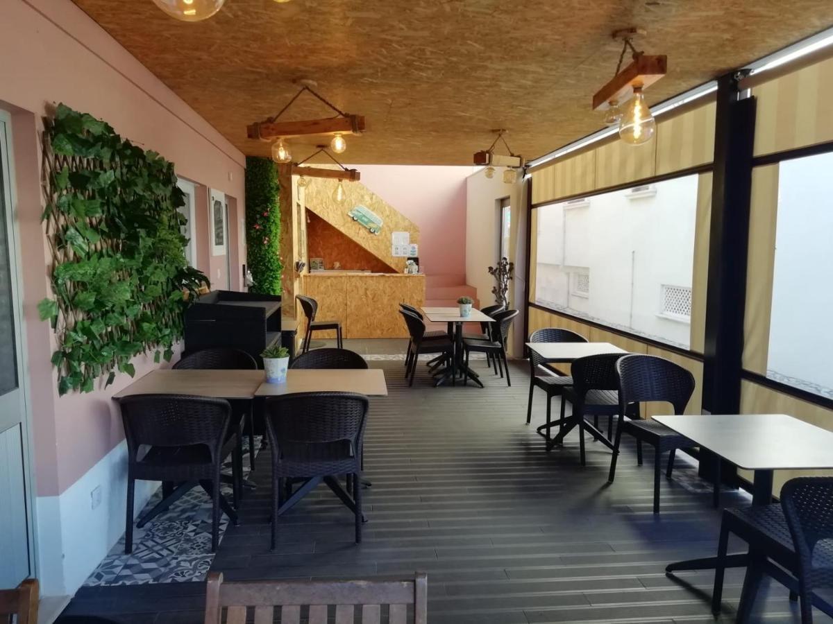 Granny'S Guesthouse Прая де Мира Екстериор снимка