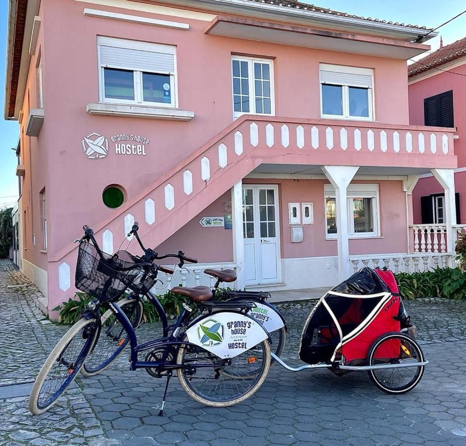 Granny'S Guesthouse Прая де Мира Екстериор снимка