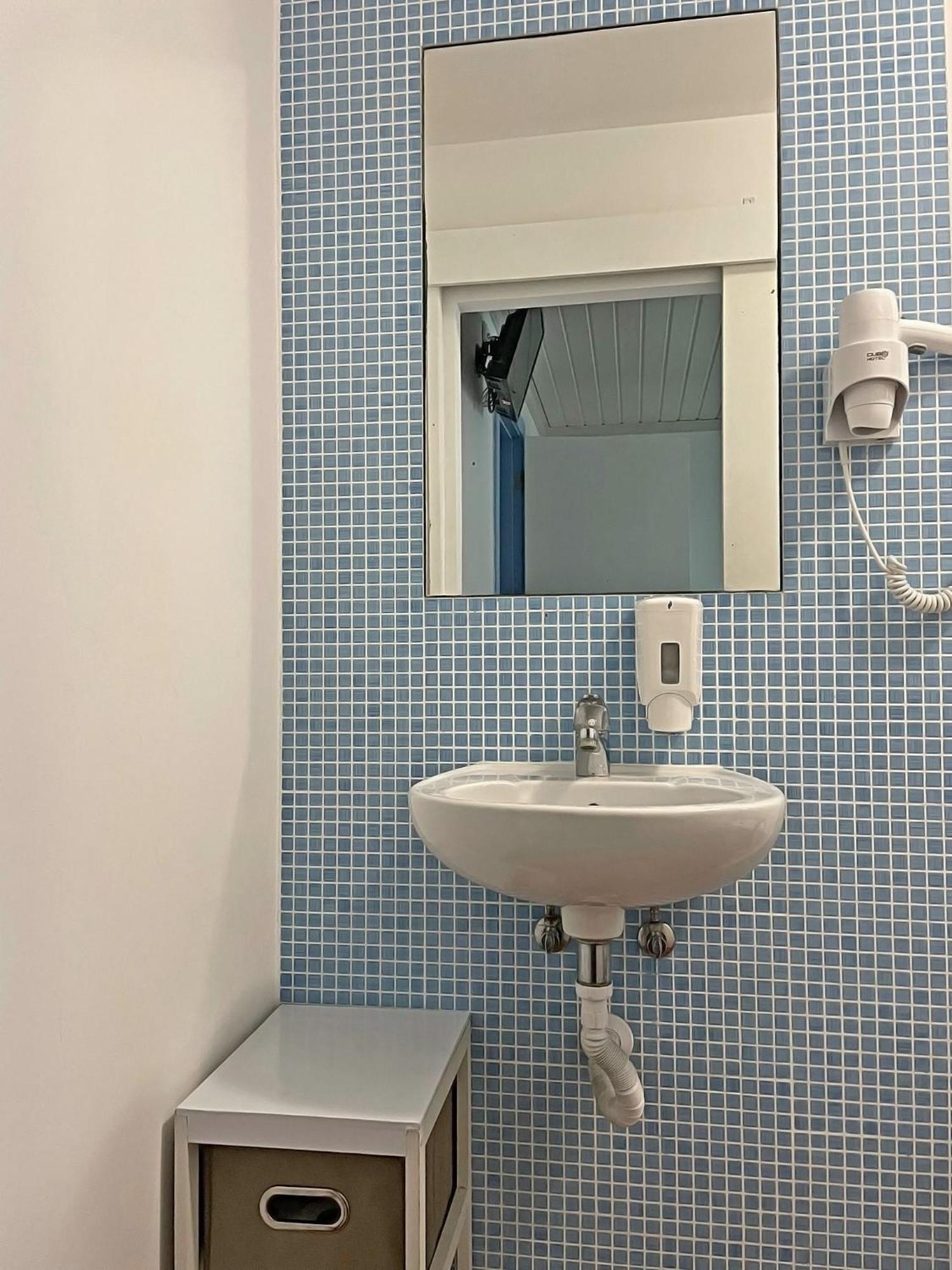 Granny'S Guesthouse Прая де Мира Екстериор снимка