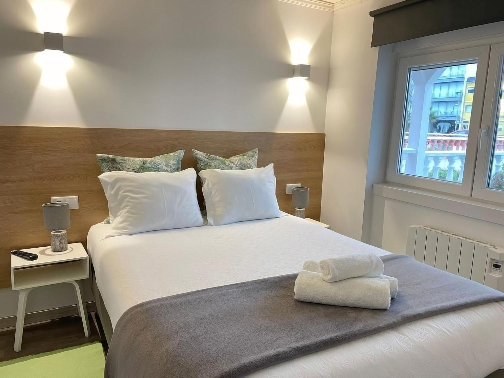 Granny'S Guesthouse Прая де Мира Екстериор снимка